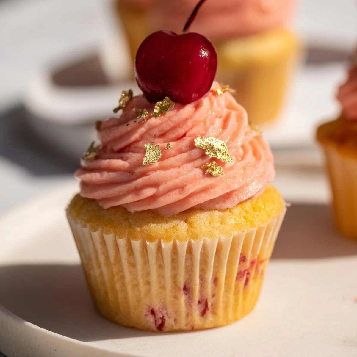 Mini Cherry Cupcakes Gold