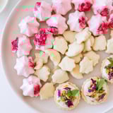 Daisy Chain Dessert Tray