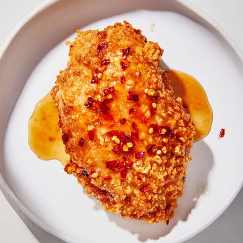 Juicy fried Hot Honey Crispy Chicken Thighs, a flavorful American main dish with irresistible crunch.